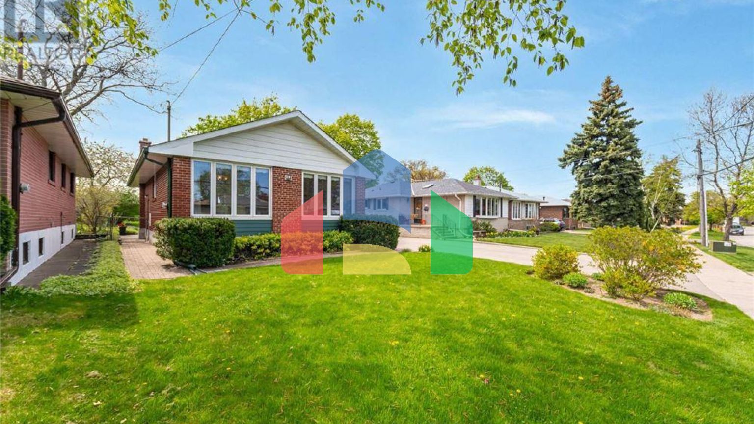 Residential - Single Family Home - Toronto, Canada - Canada