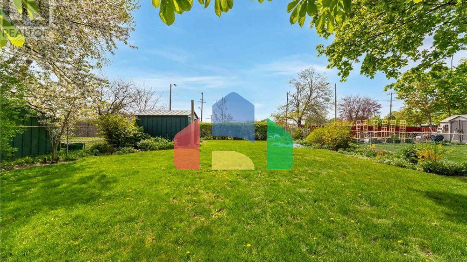 Residential - Single Family Home - Toronto, Canada - Canada