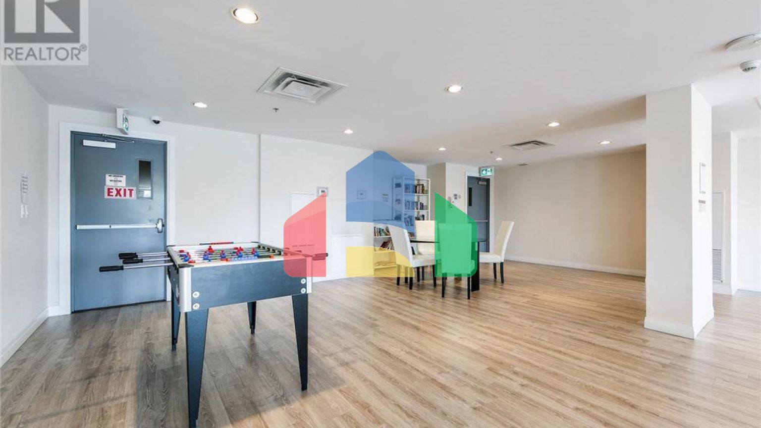 Residential - Condo/Apartment - Toronto, Canada - Canada