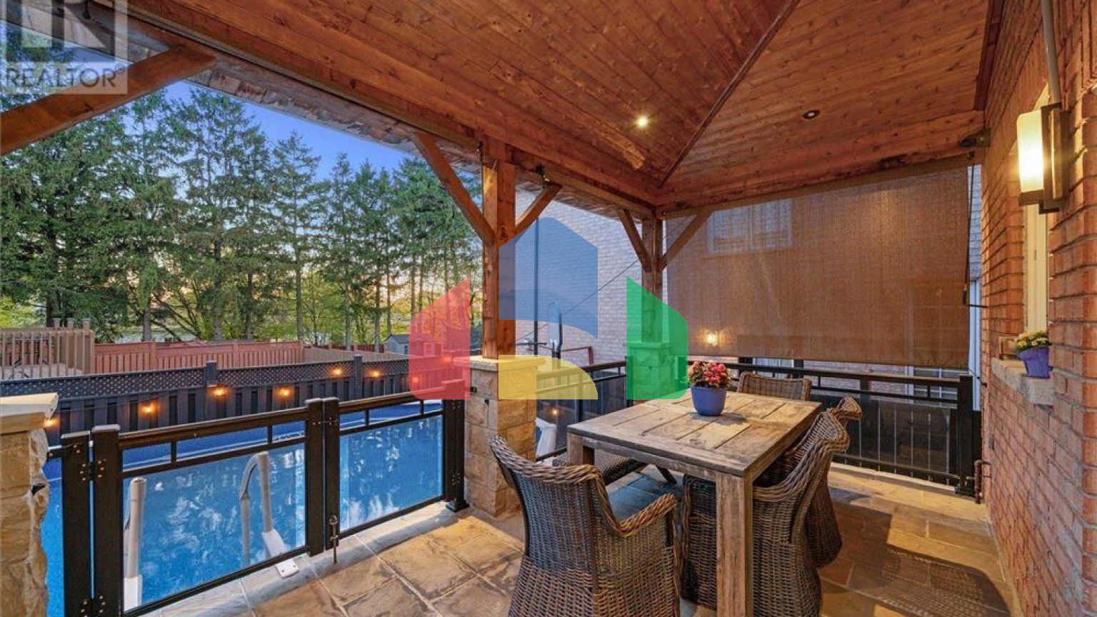 Residential - Single Family Home - Toronto, Canada - Canada