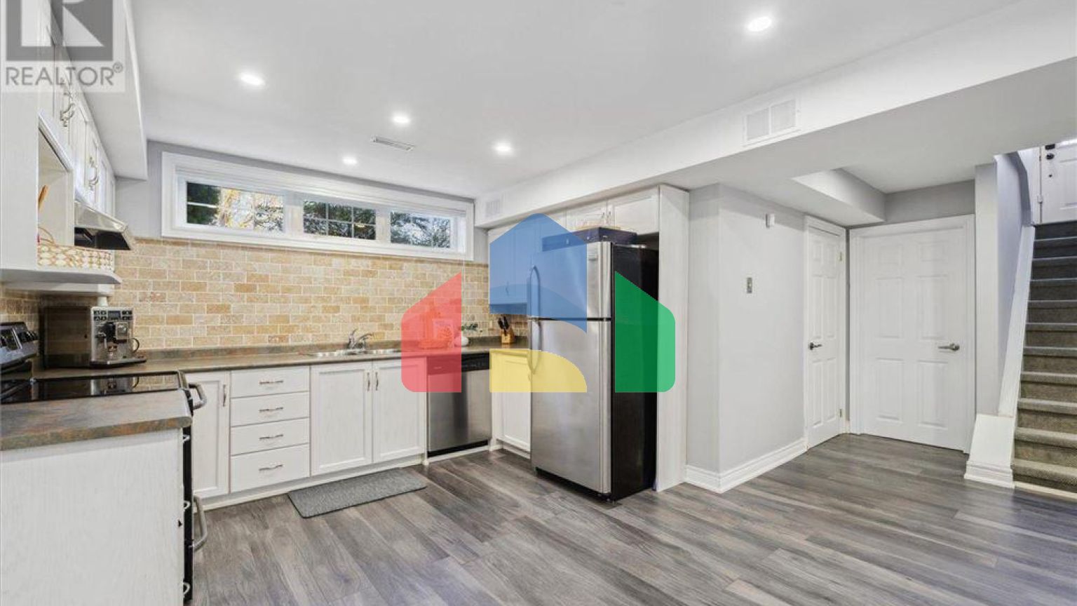 Residential - Single Family Home - Toronto, Canada - Canada