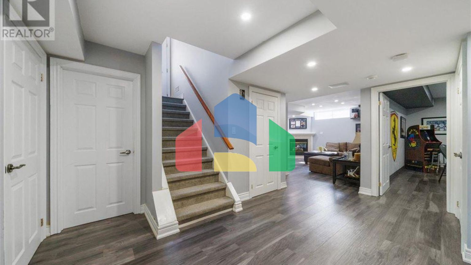 Residential - Single Family Home - Toronto, Canada - Canada