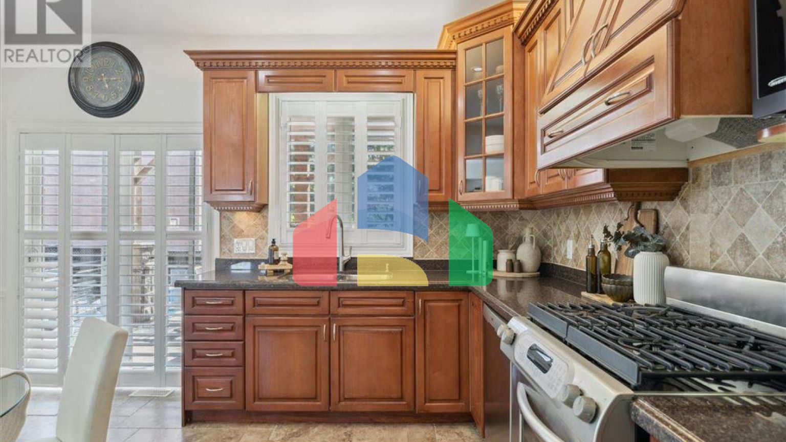 Residential - Single Family Home - Toronto, Canada - Canada