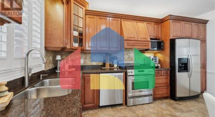 Residential - Single Family Home - Toronto, Canada - Canada Residential - Single Family Home - Toronto, Canada - Canada