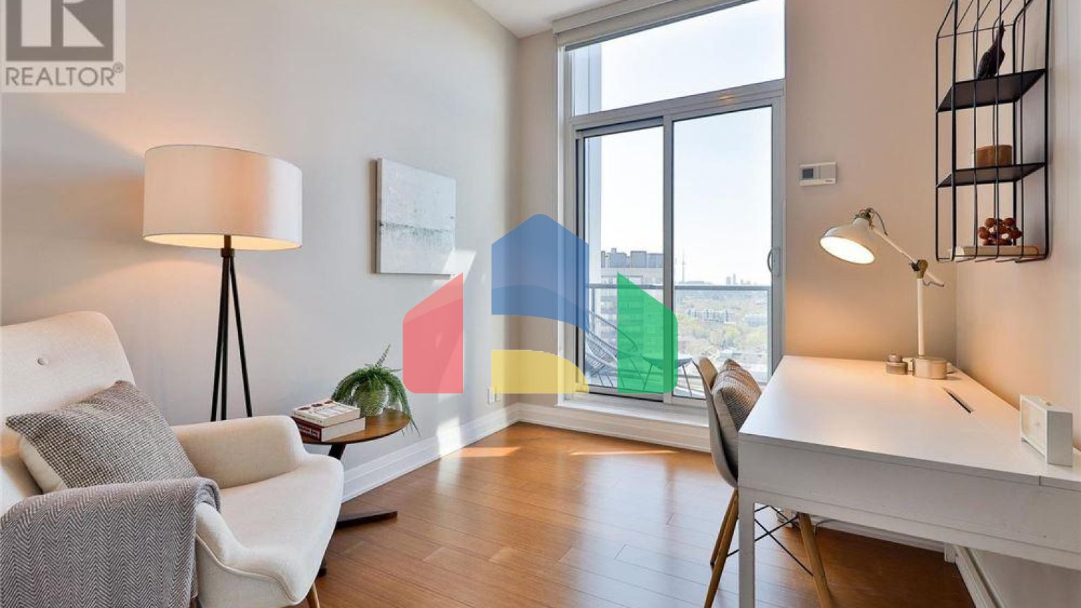 Residential - Condo/Apartment - Toronto, Canada - Canada