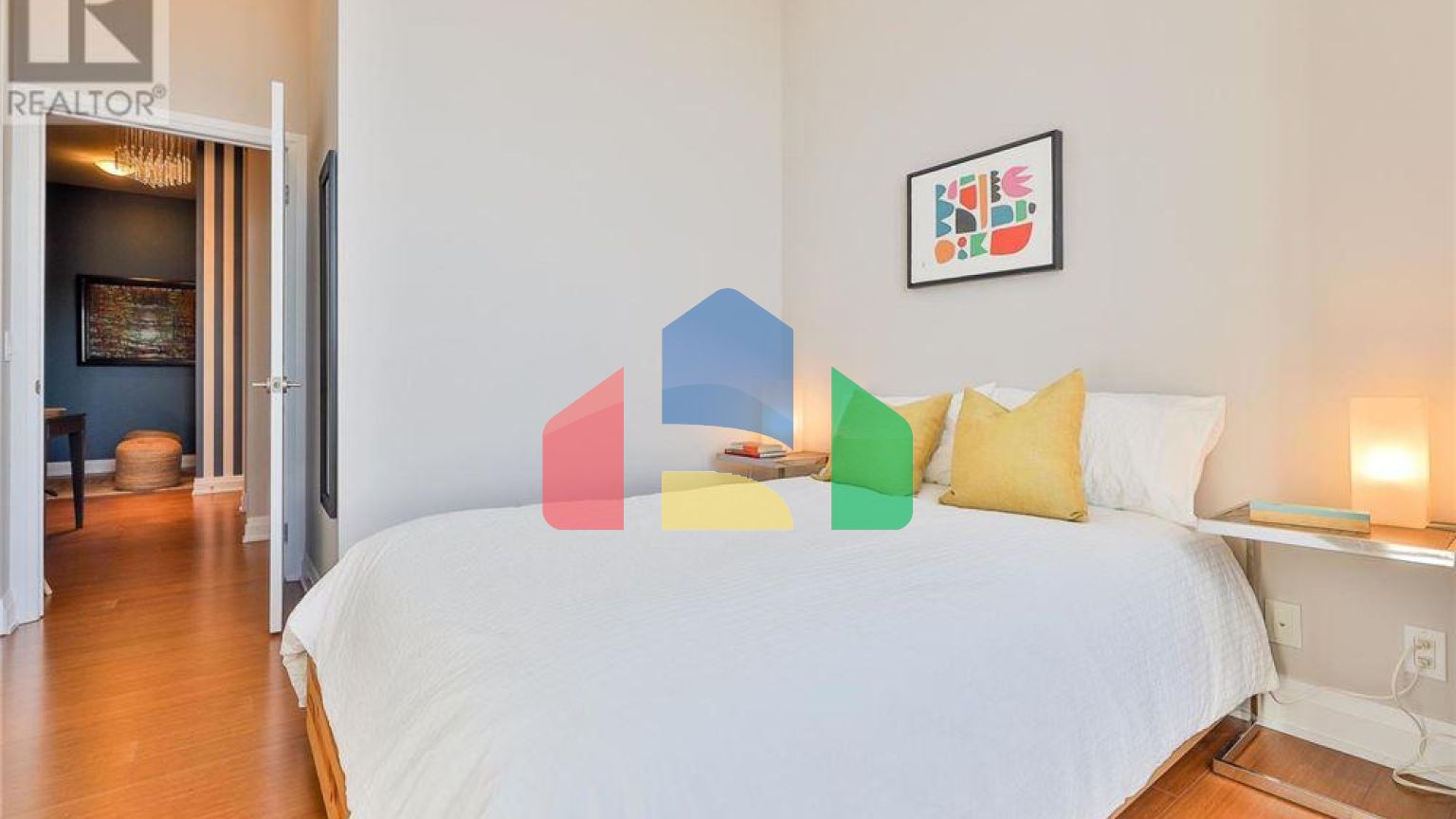 Residential - Condo/Apartment - Toronto, Canada - Canada