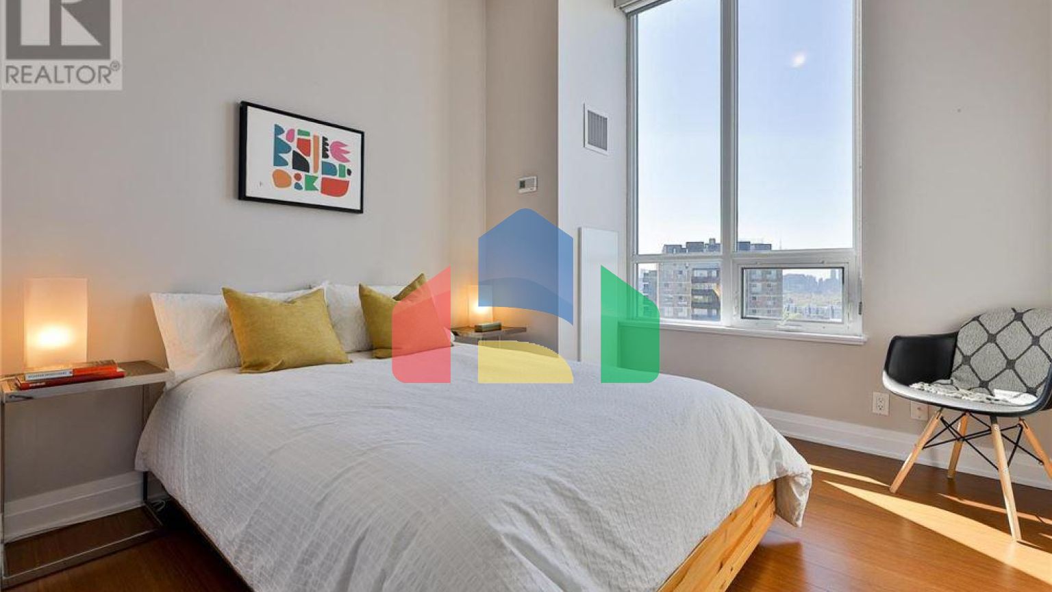 Residential - Condo/Apartment - Toronto, Canada - Canada