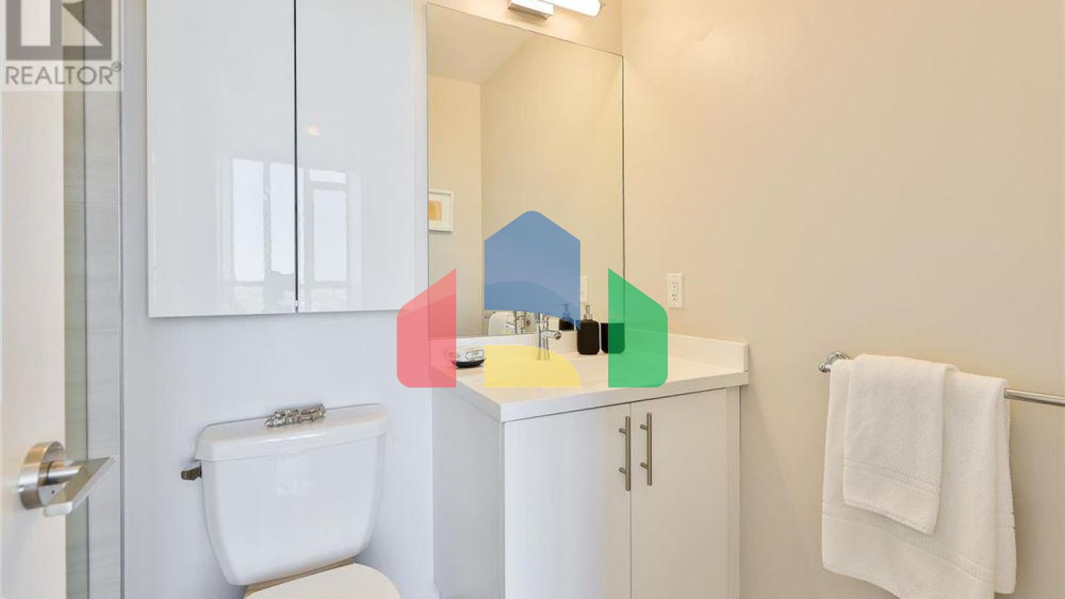 Residential - Condo/Apartment - Toronto, Canada - Canada