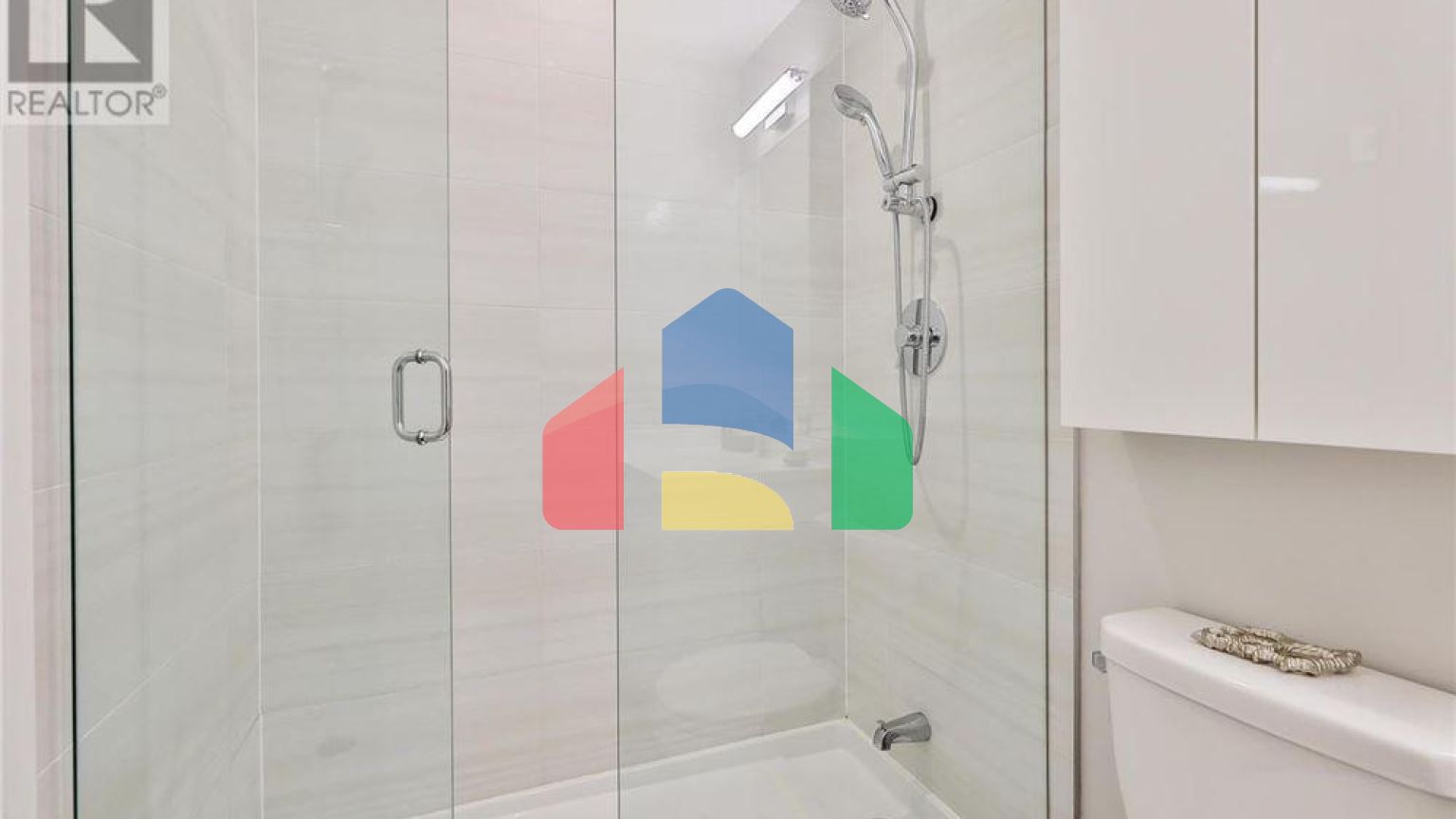 Residential - Condo/Apartment - Toronto, Canada - Canada