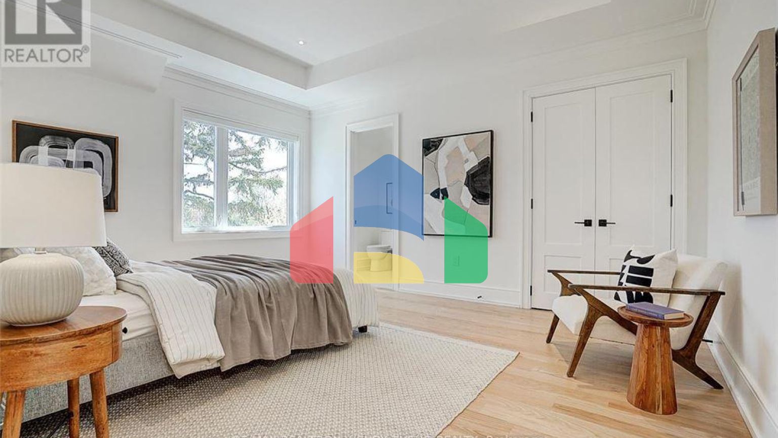 Residential - Single Family Home - Toronto, Canada - Canada