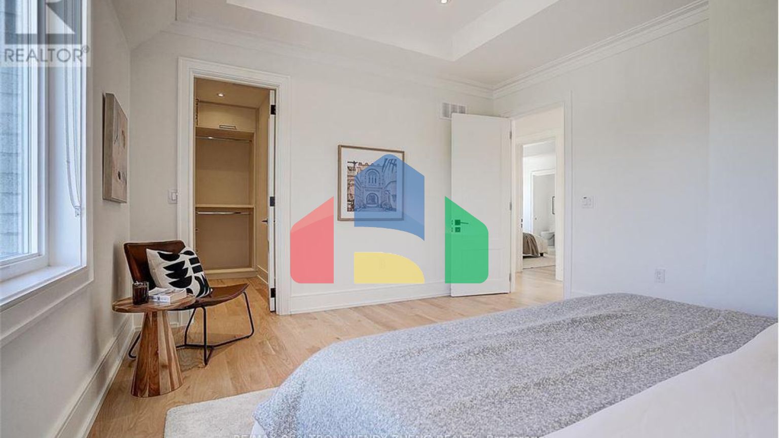 Residential - Single Family Home - Toronto, Canada - Canada