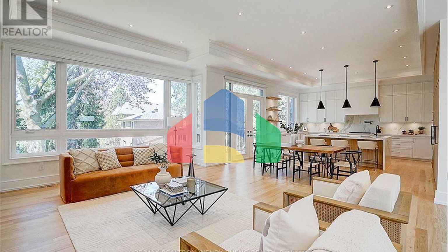 Residential - Single Family Home - Toronto, Canada - Canada