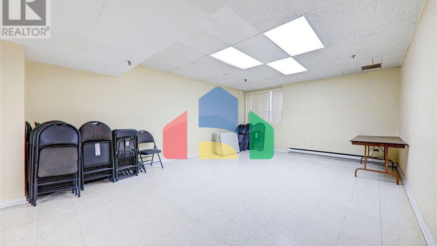 Residential - Condo/Apartment - Toronto, Canada - Canada