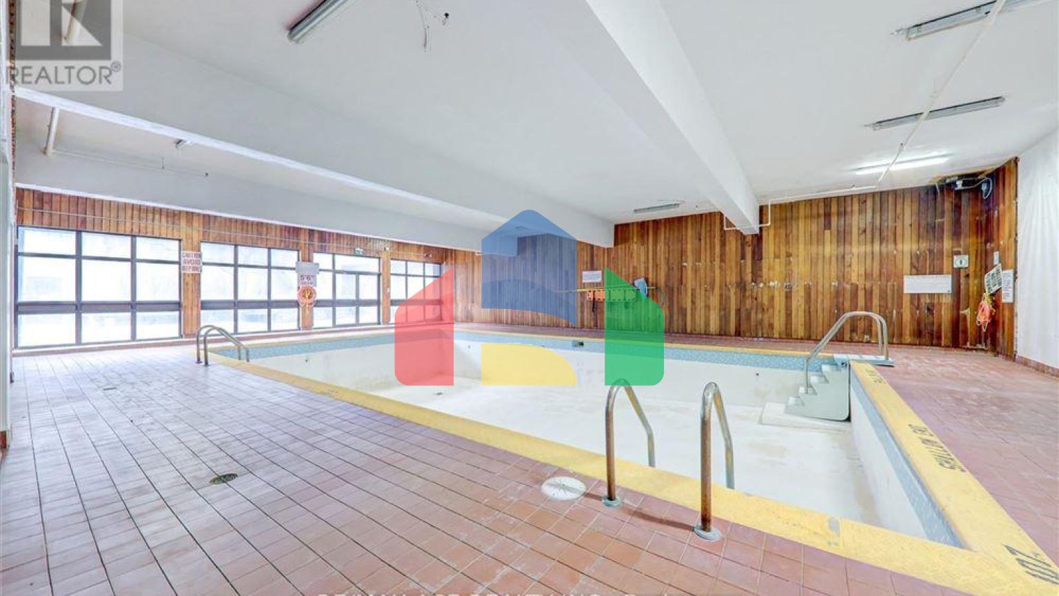 Residential - Condo/Apartment - Toronto, Canada - Canada