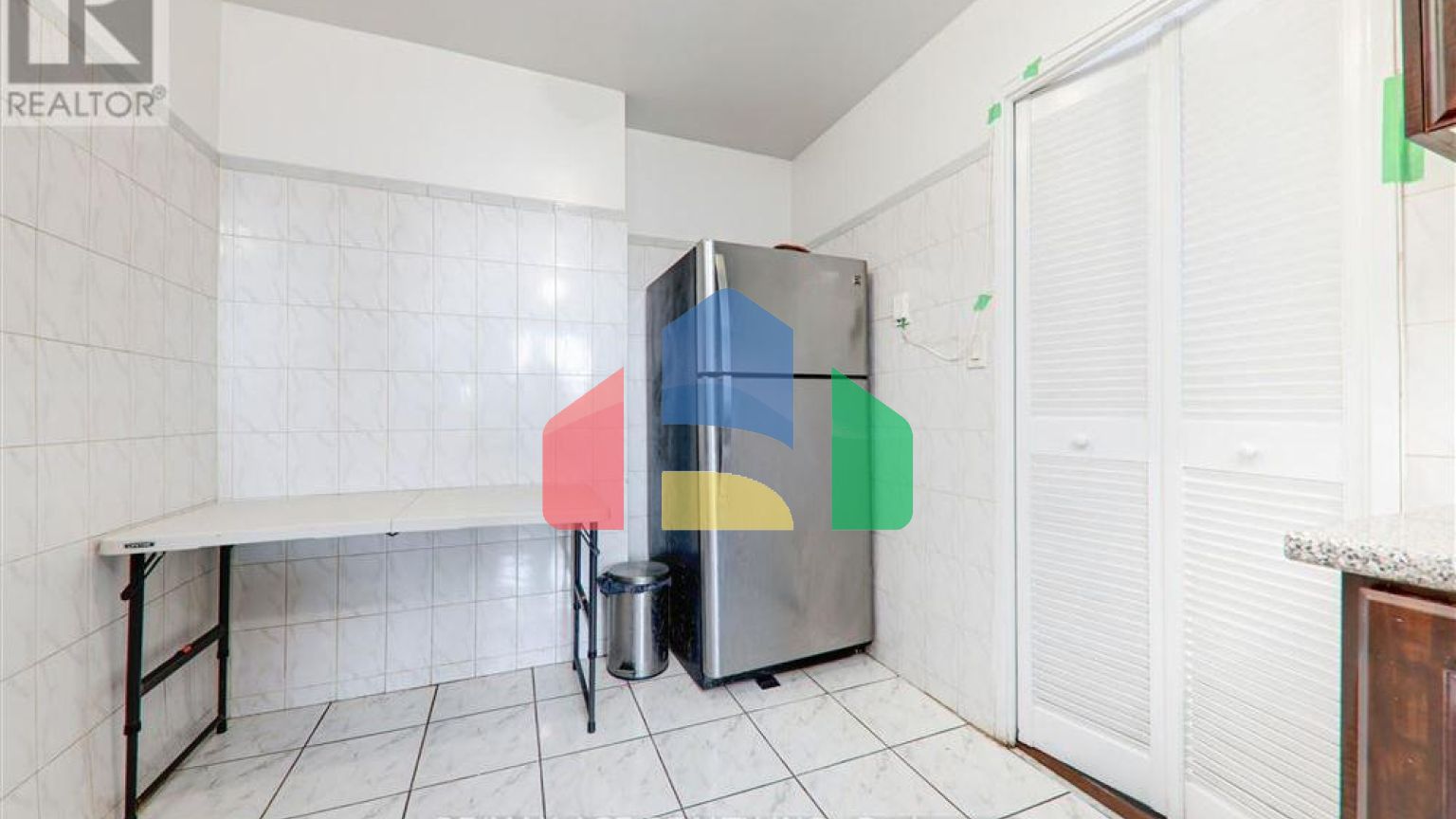 Residential - Condo/Apartment - Toronto, Canada - Canada