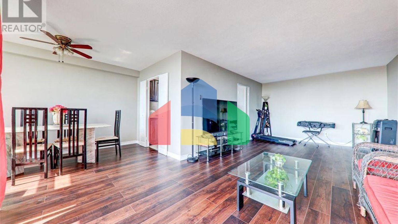 Residential - Condo/Apartment - Toronto, Canada - Canada