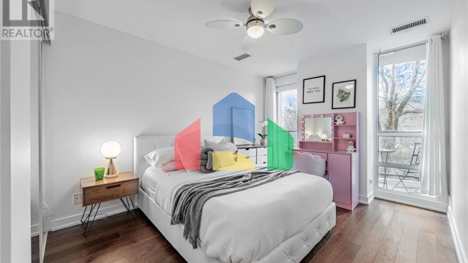 Residential - Condo/Apartment - Toronto, Canada - Canada