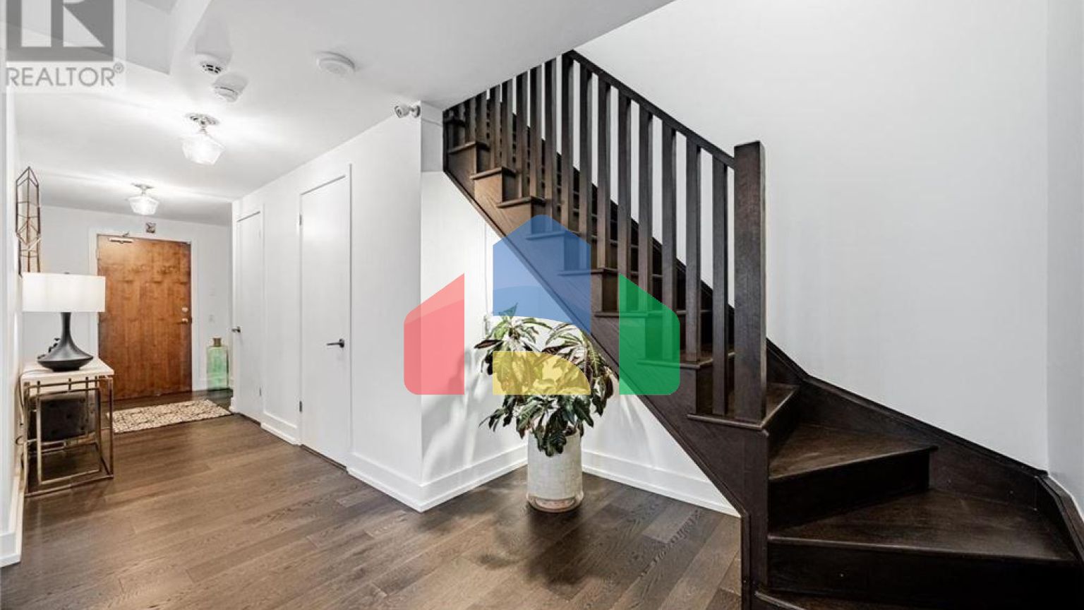 Residential - Condo/Apartment - Toronto, Canada - Canada