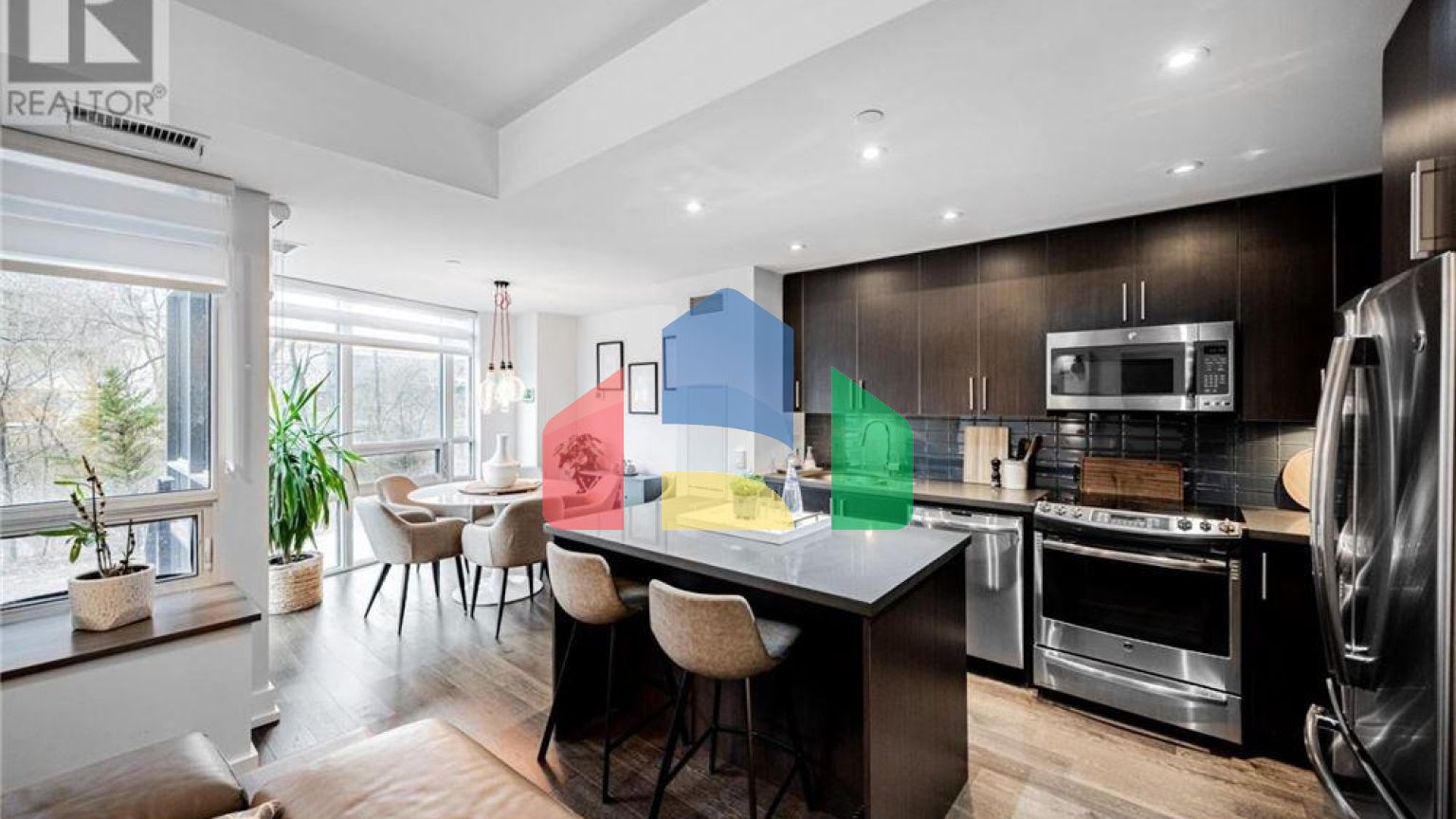 Residential - Condo/Apartment - Toronto, Canada - Canada