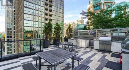 Residential - Condo/Apartment - Toronto, Canada - Canada