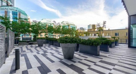 Residential - Condo/Apartment - Toronto, Canada - Canada