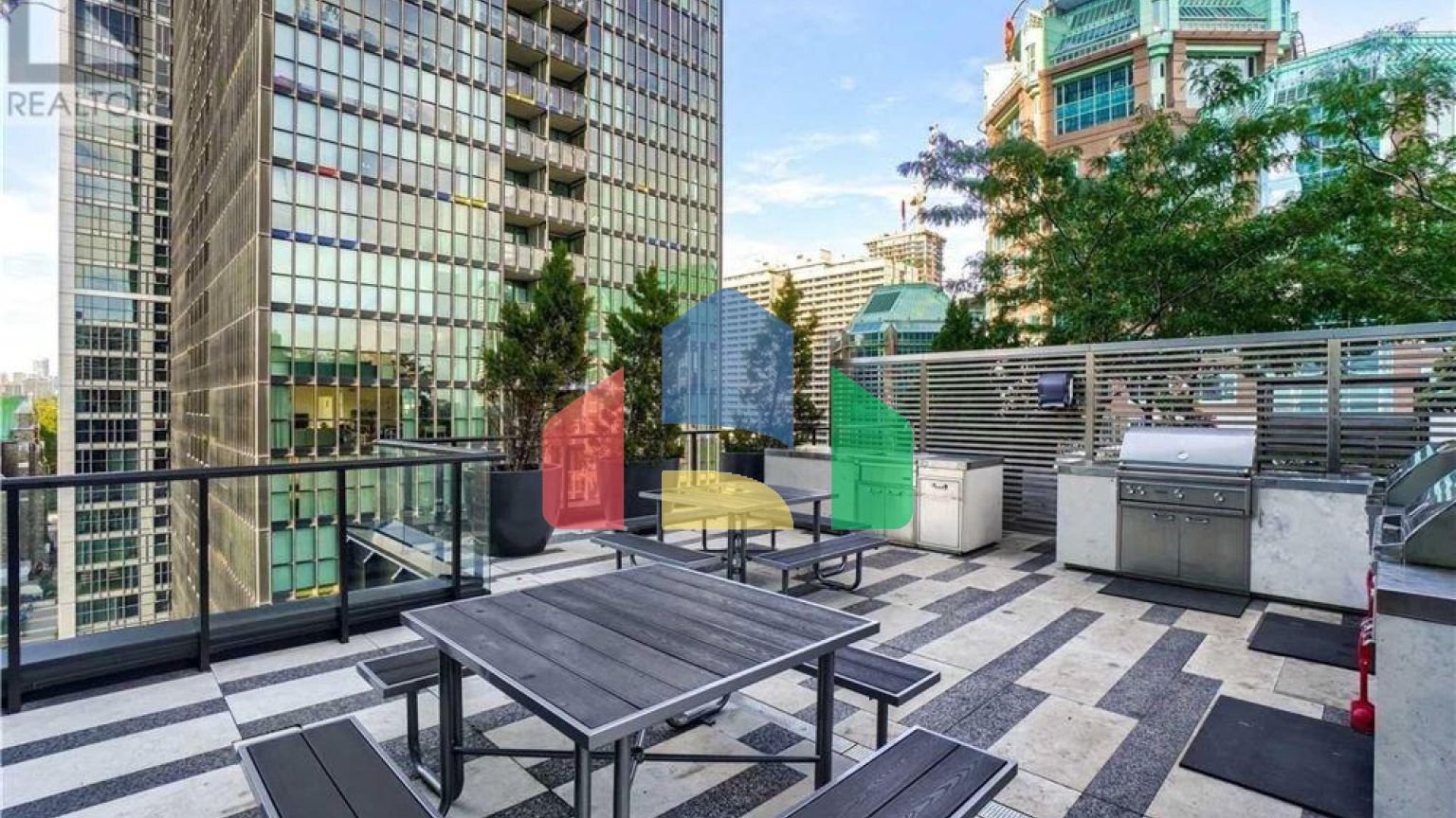 Residential - Condo/Apartment - Toronto, Canada - Canada