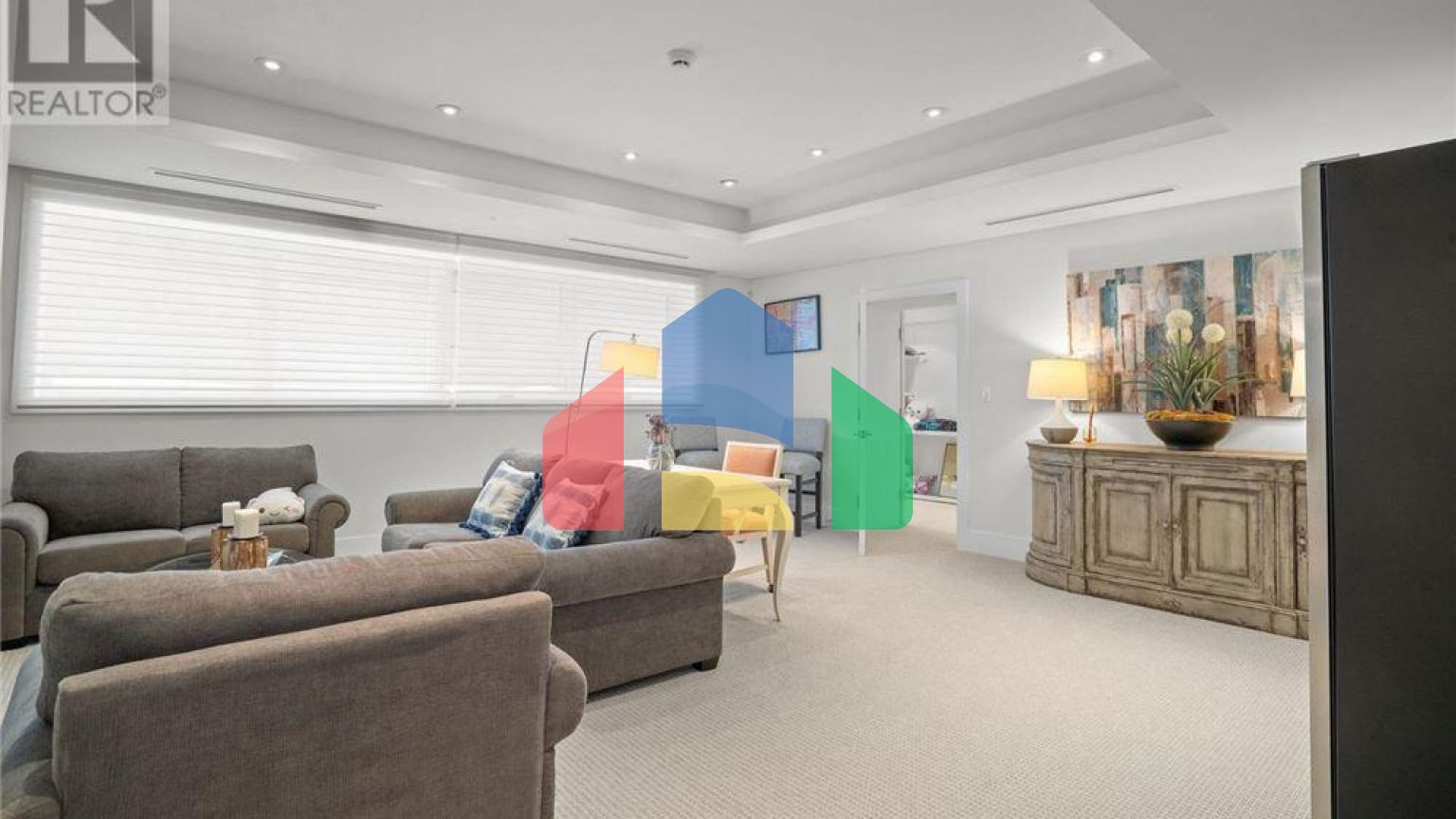 Residential - Single Family Home - Toronto, Canada - Canada