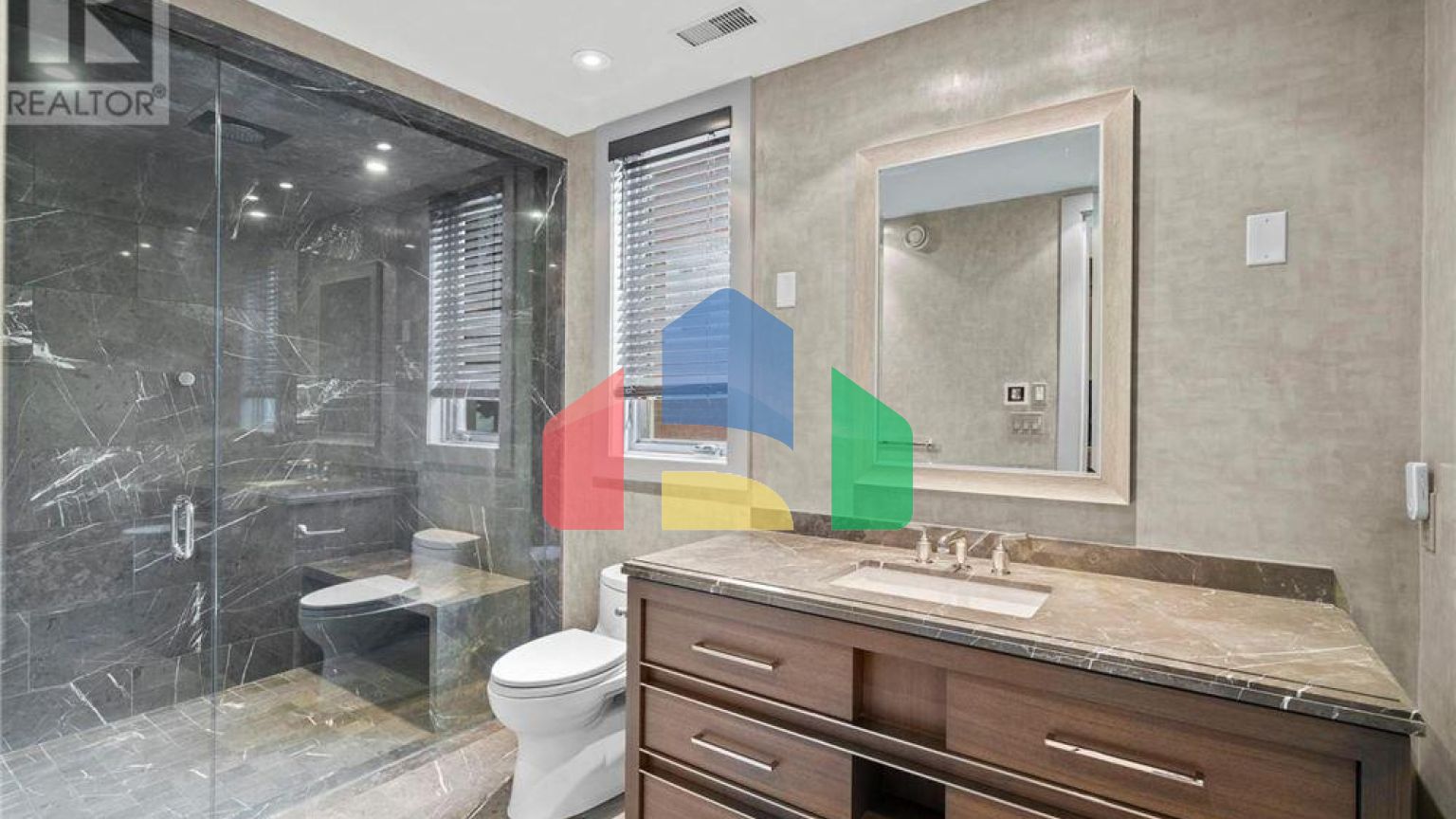 Residential - Single Family Home - Toronto, Canada - Canada