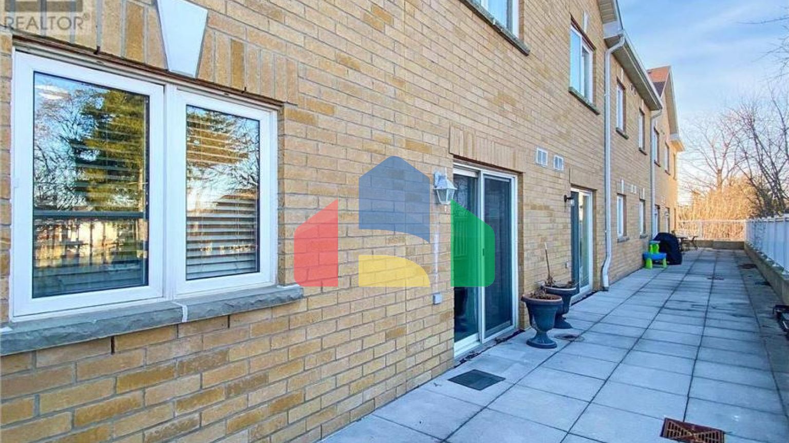 Residential - Condo/Apartment - Toronto, Canada - Canada