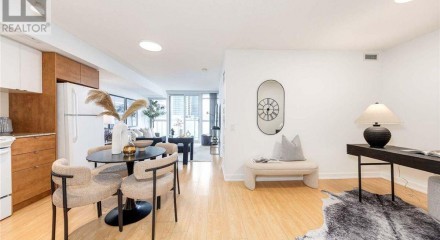 Residential - Condo/Apartment - Toronto, Canada - Canada