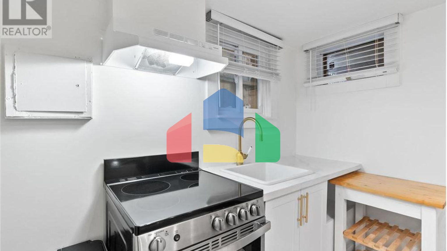 Residential - Single Family Home - Toronto, Canada - Canada