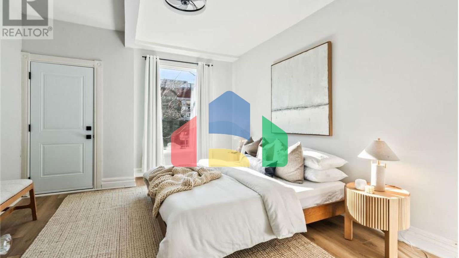 Residential - Single Family Home - Toronto, Canada - Canada