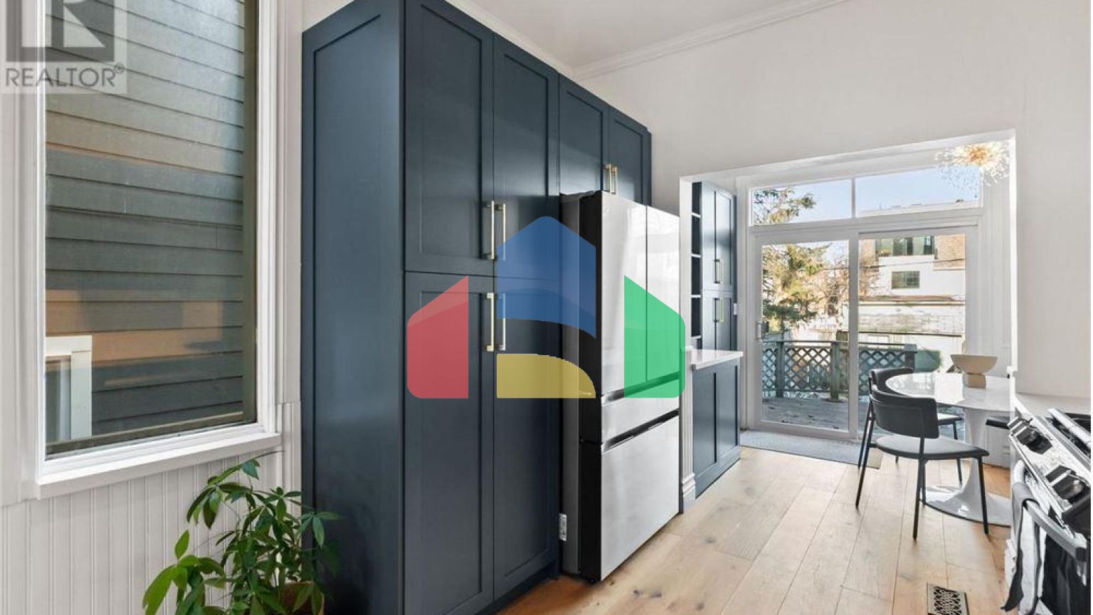 Residential - Single Family Home - Toronto, Canada - Canada