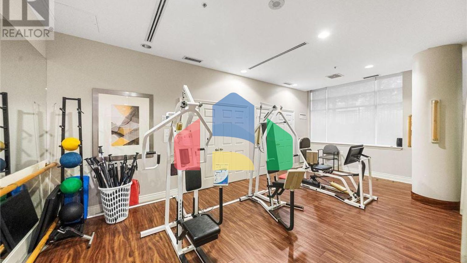 Residential - Condo/Apartment - Toronto, Canada - Canada