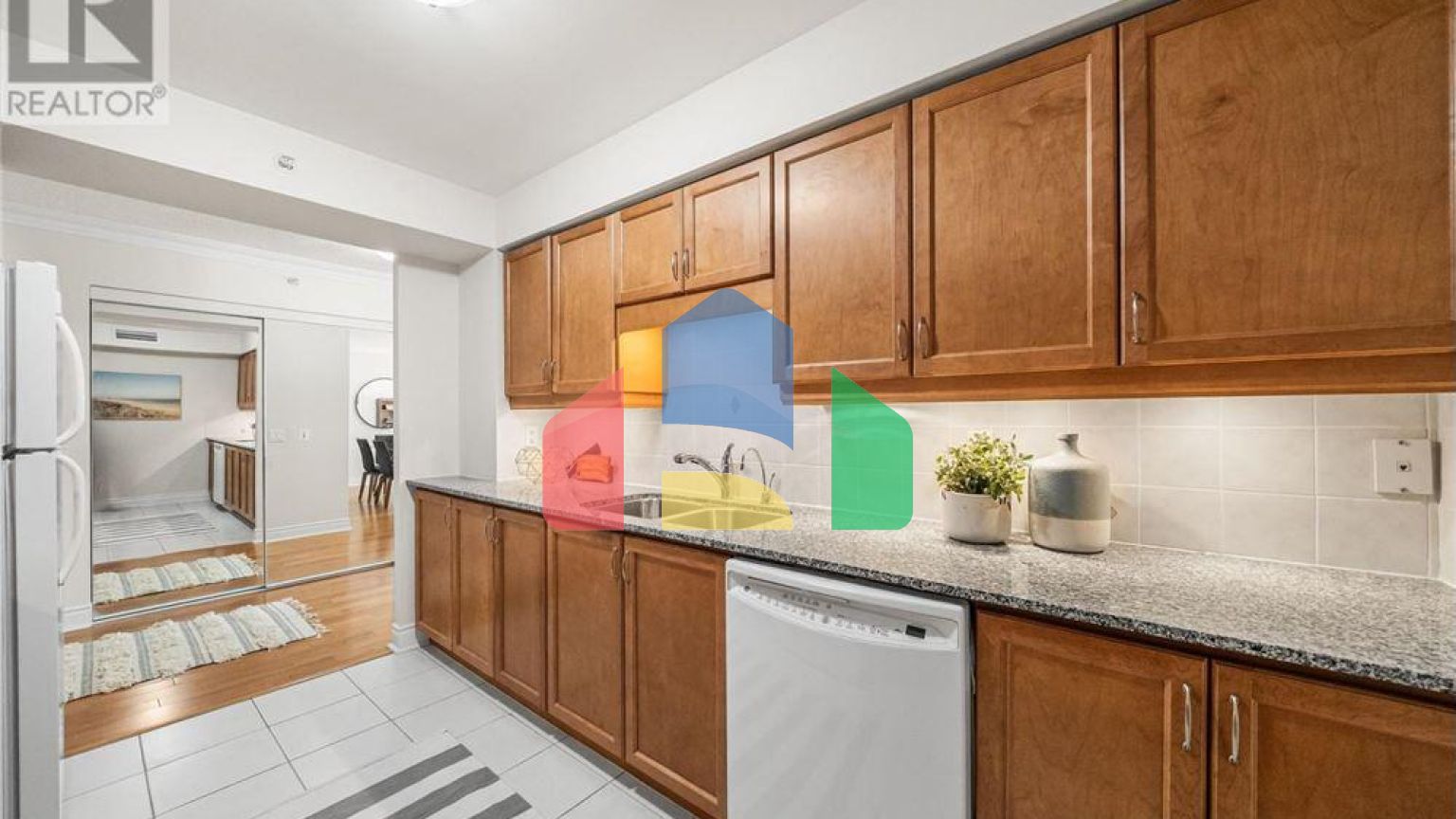 Residential - Condo/Apartment - Toronto, Canada - Canada