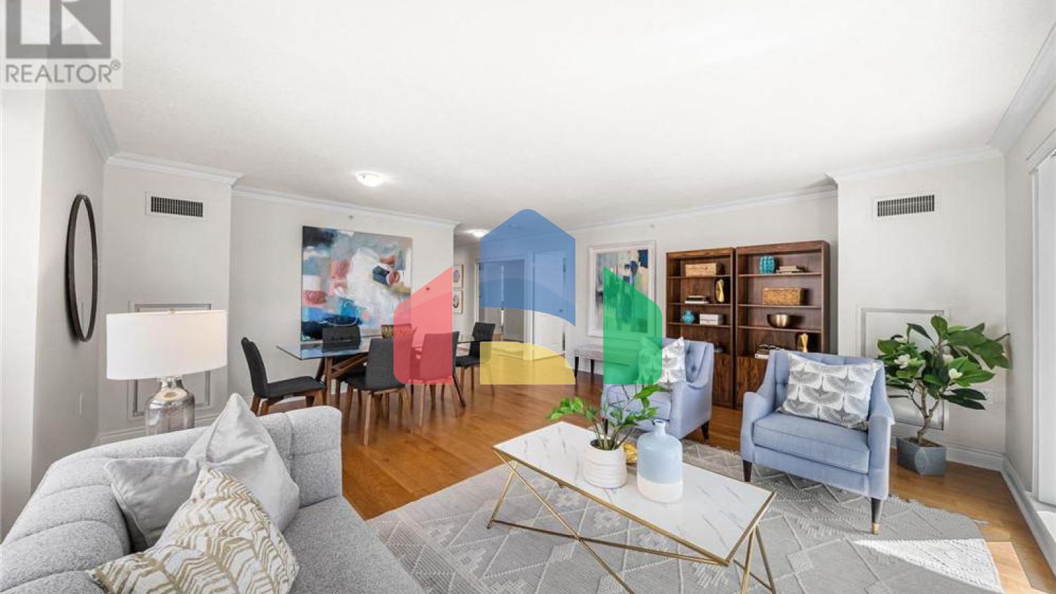 Residential - Condo/Apartment - Toronto, Canada - Canada