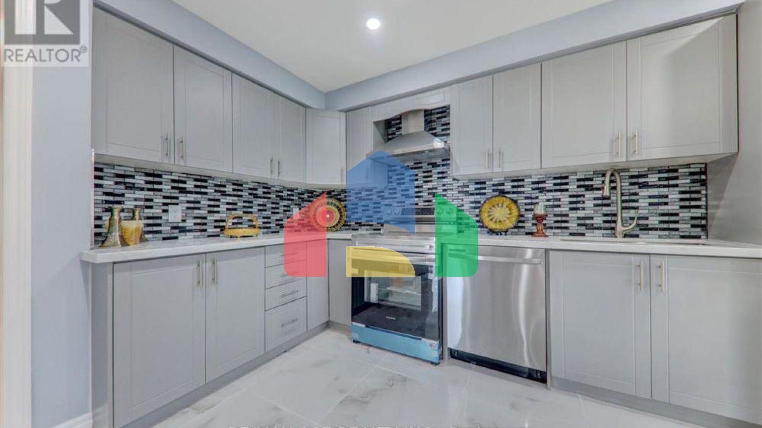 Residential - Single Family Home - Toronto, Canada - Canada