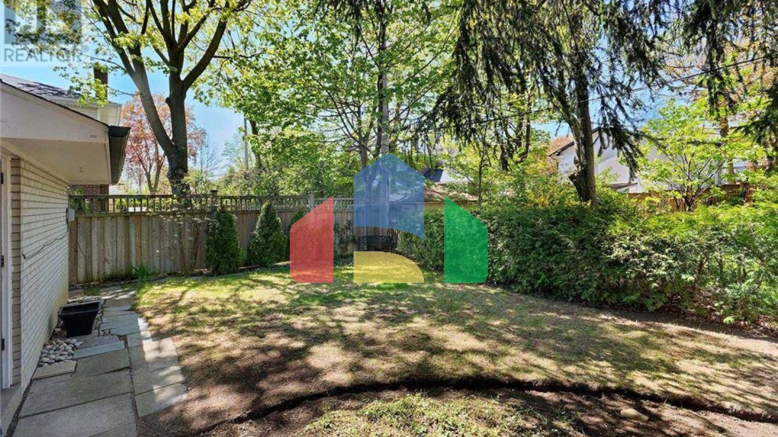 Residential - Single Family Home - Toronto, Canada - Canada