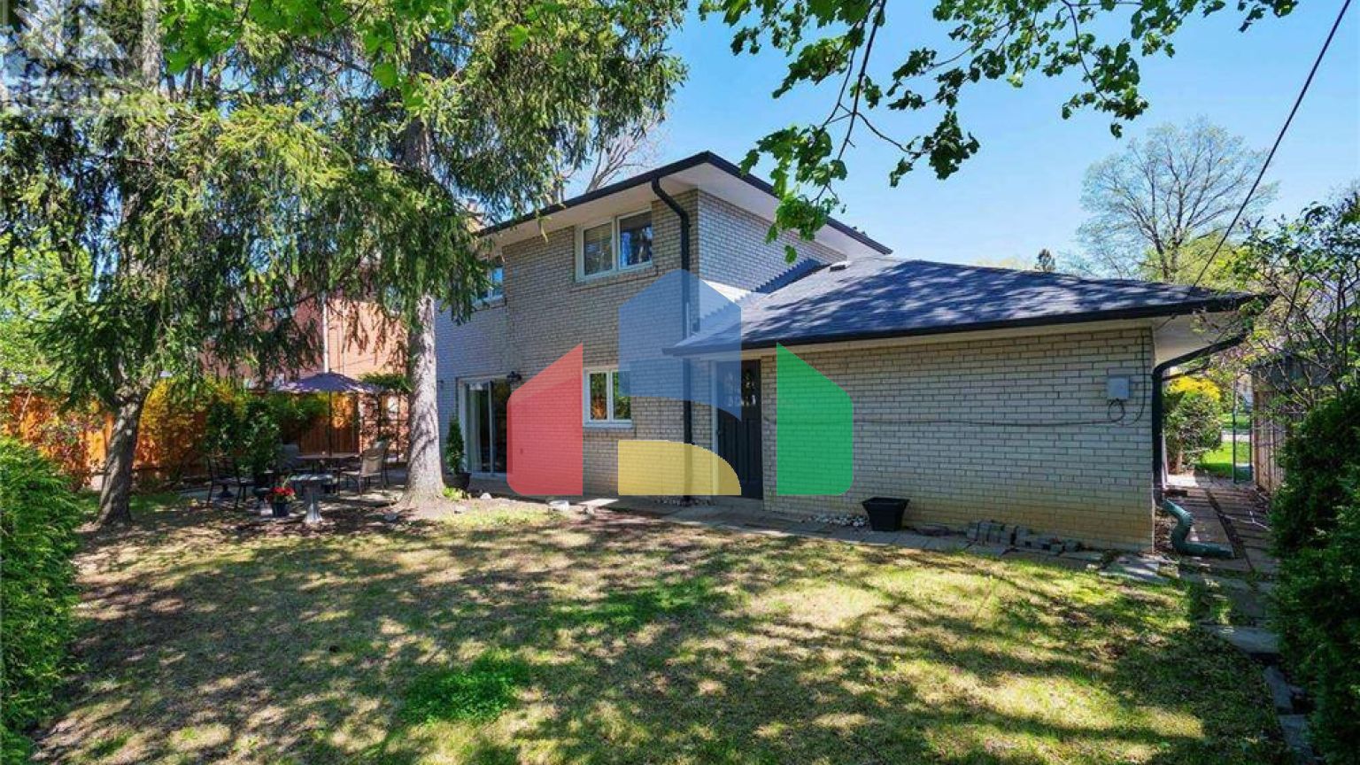 Residential - Single Family Home - Toronto, Canada - Canada