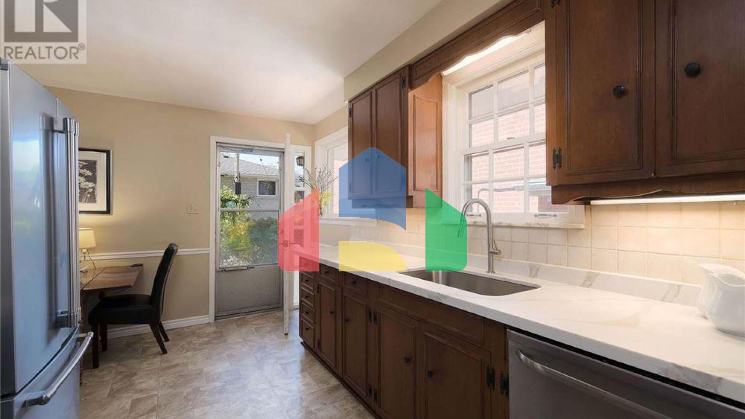 Residential - Single Family Home - Toronto, Canada - Canada