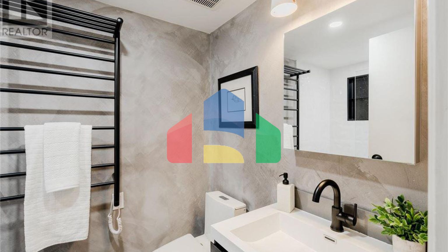 Residential - Condo/Apartment - Toronto, Canada - Canada