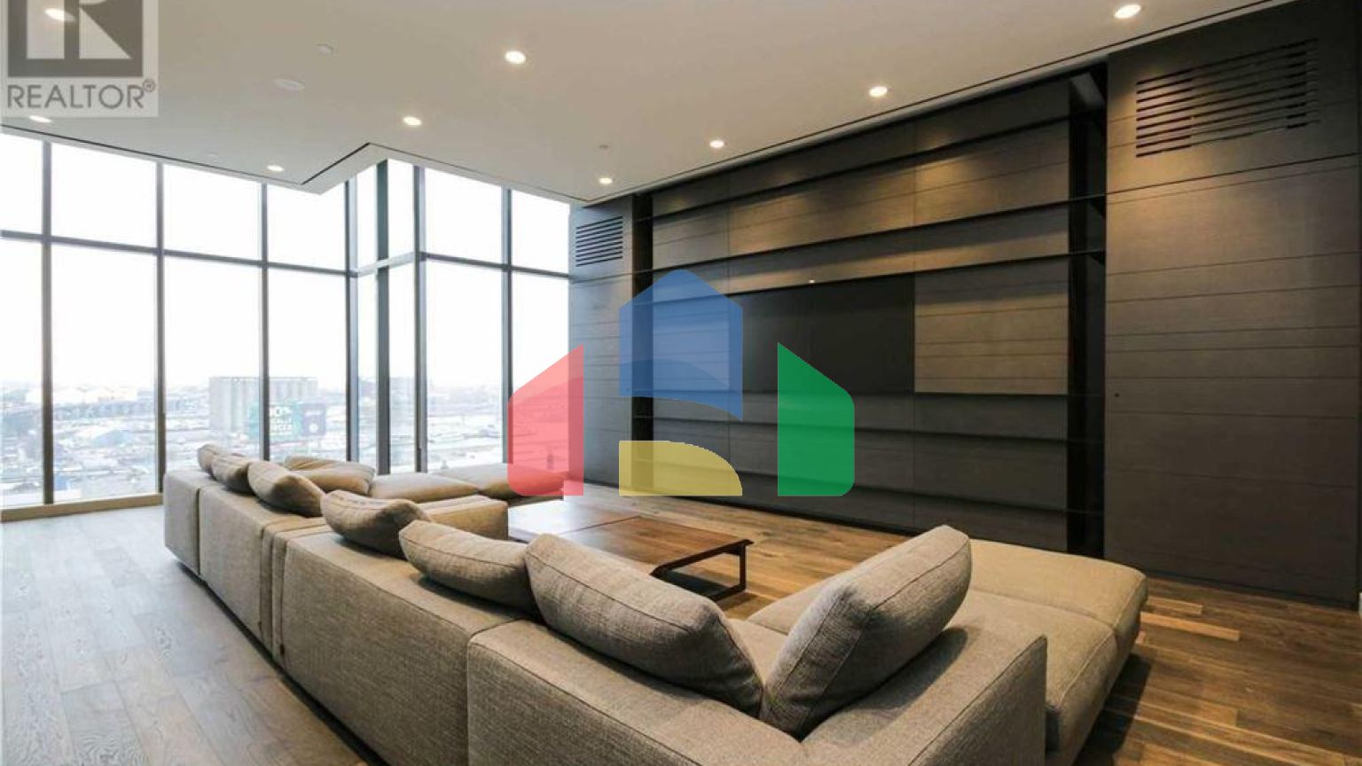 Residential - Condo/Apartment - Toronto, Canada - Canada