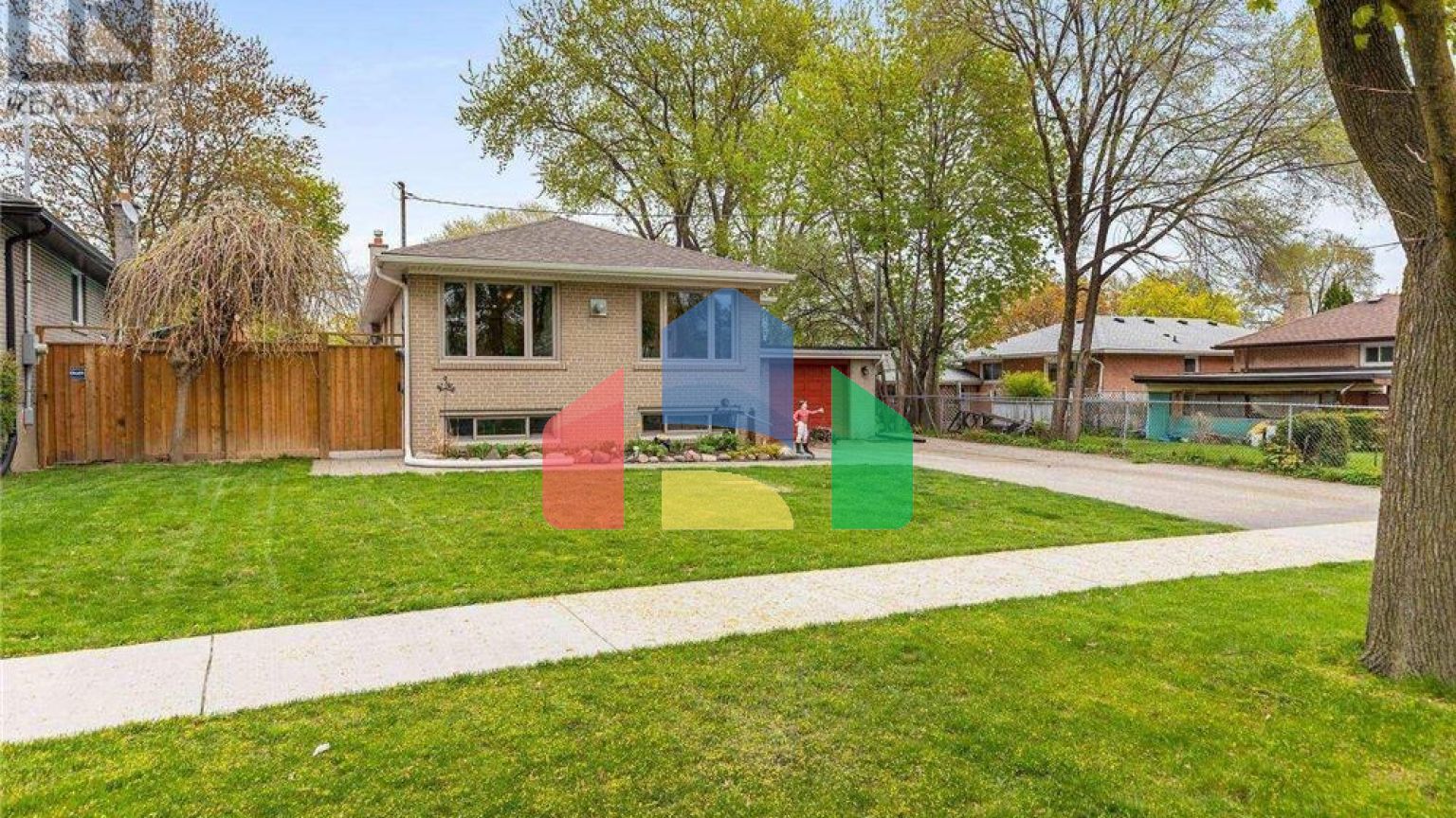 Residential - Single Family Home - Toronto, Canada - Canada