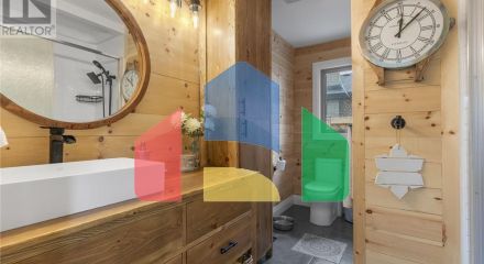 Residential - Single Family Home - Toronto, Canada - Canada