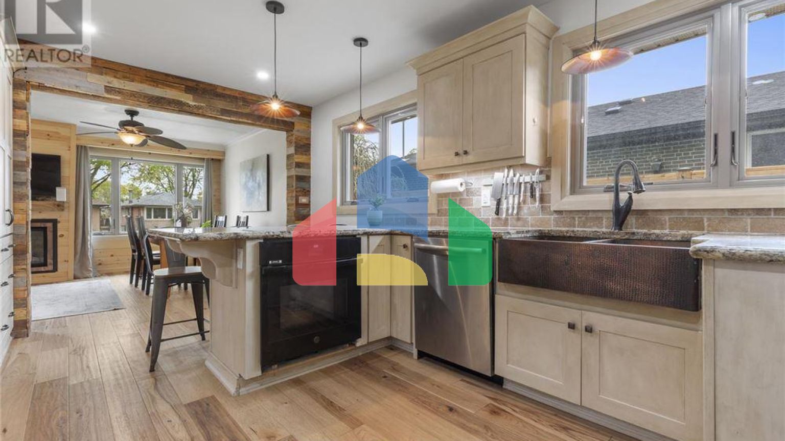 Residential - Single Family Home - Toronto, Canada - Canada