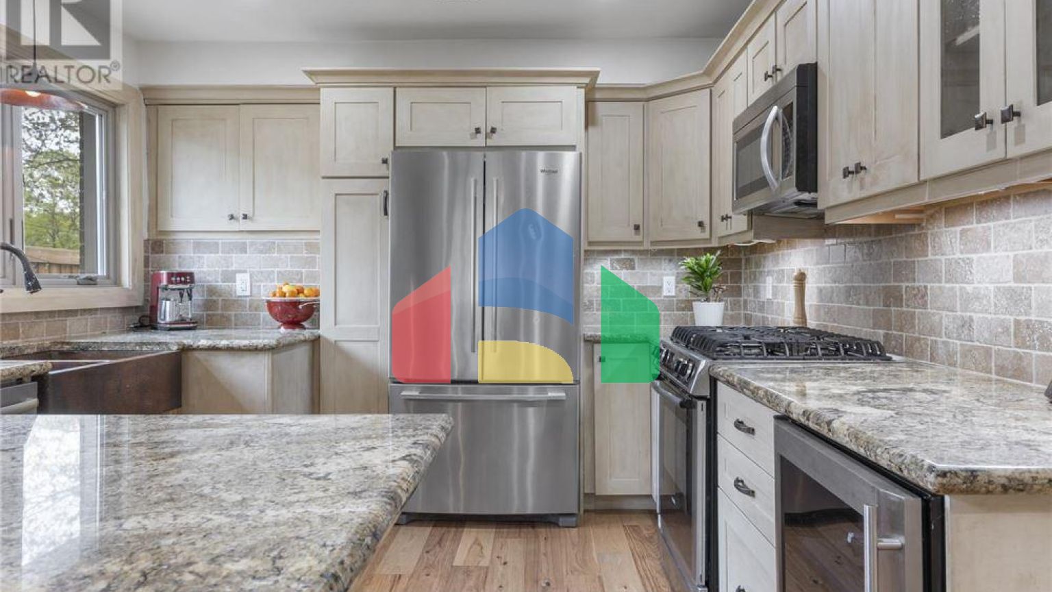 Residential - Single Family Home - Toronto, Canada - Canada