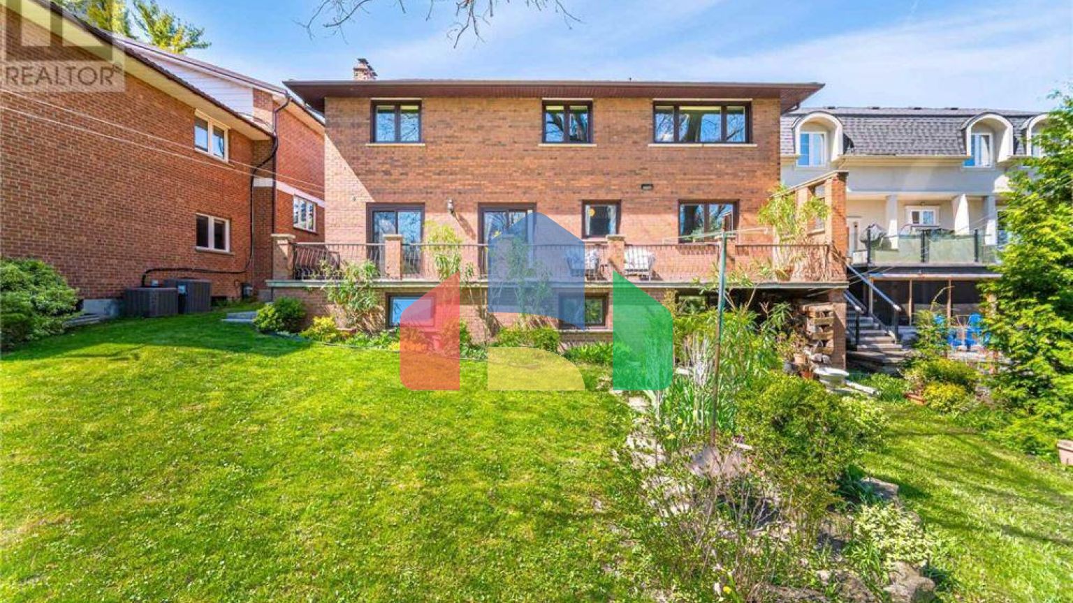 Residential - Single Family Home - Toronto, Canada - Canada