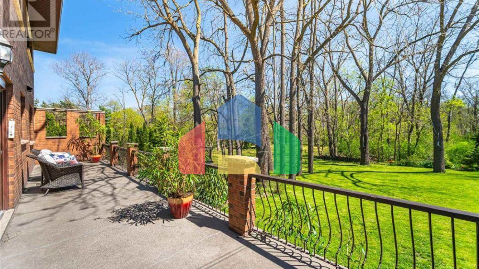 Residential - Single Family Home - Toronto, Canada - Canada