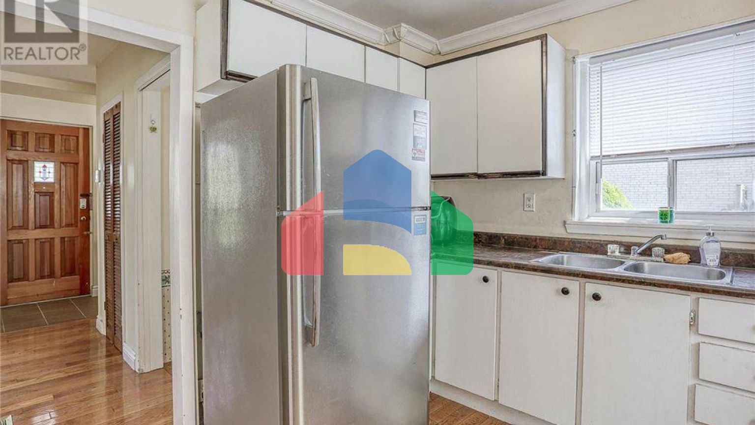 Residential - Single Family Home - Toronto, Canada - Canada