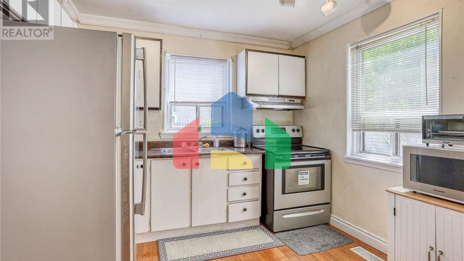 Residential - Single Family Home - Toronto, Canada - Canada